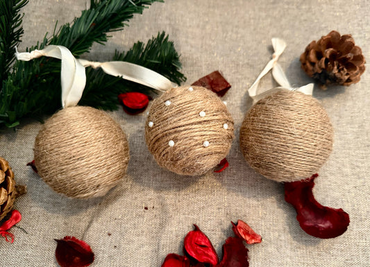 Wrapped Jute bauble
