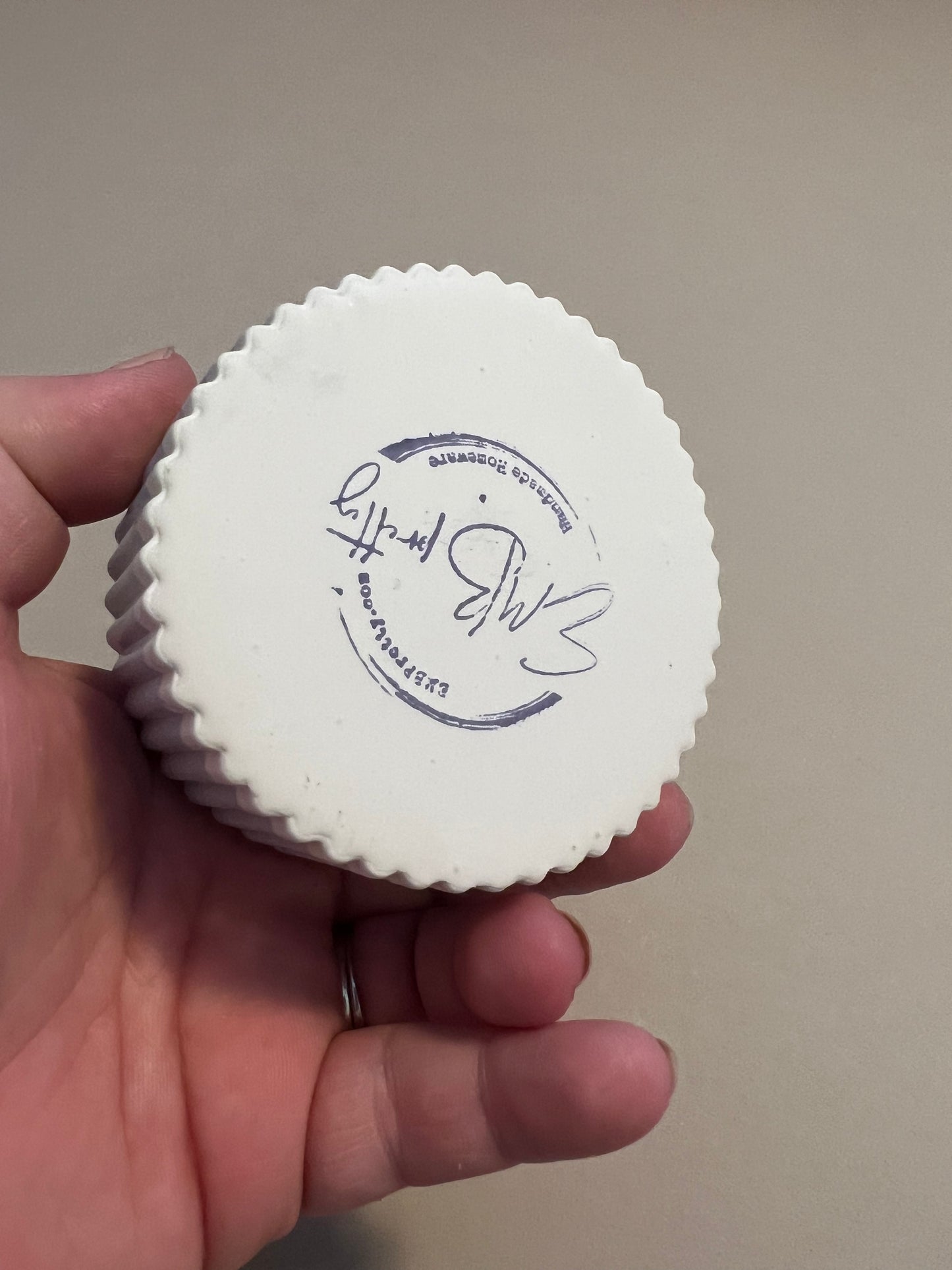 CLEARANCE Ridged dish