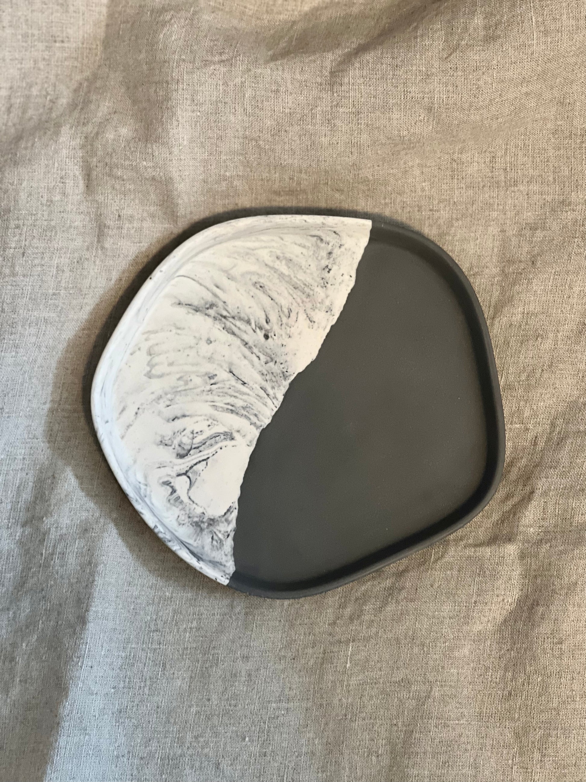 Zero-Waste charcoal & marble display tray - EMB Pretty