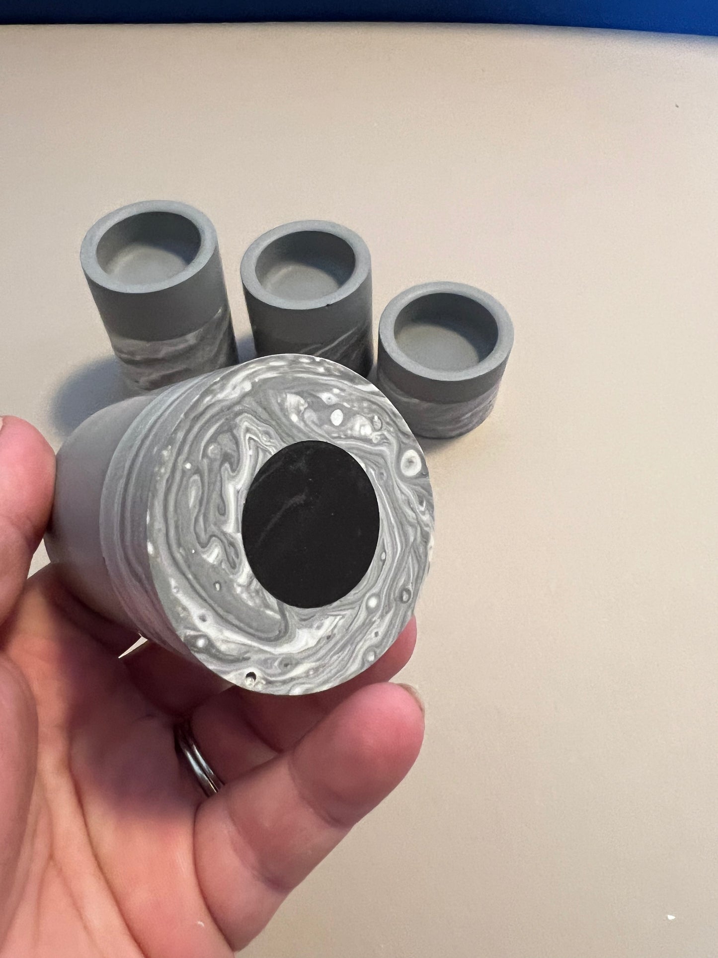 CLEARANCE Marbled tea light holder set