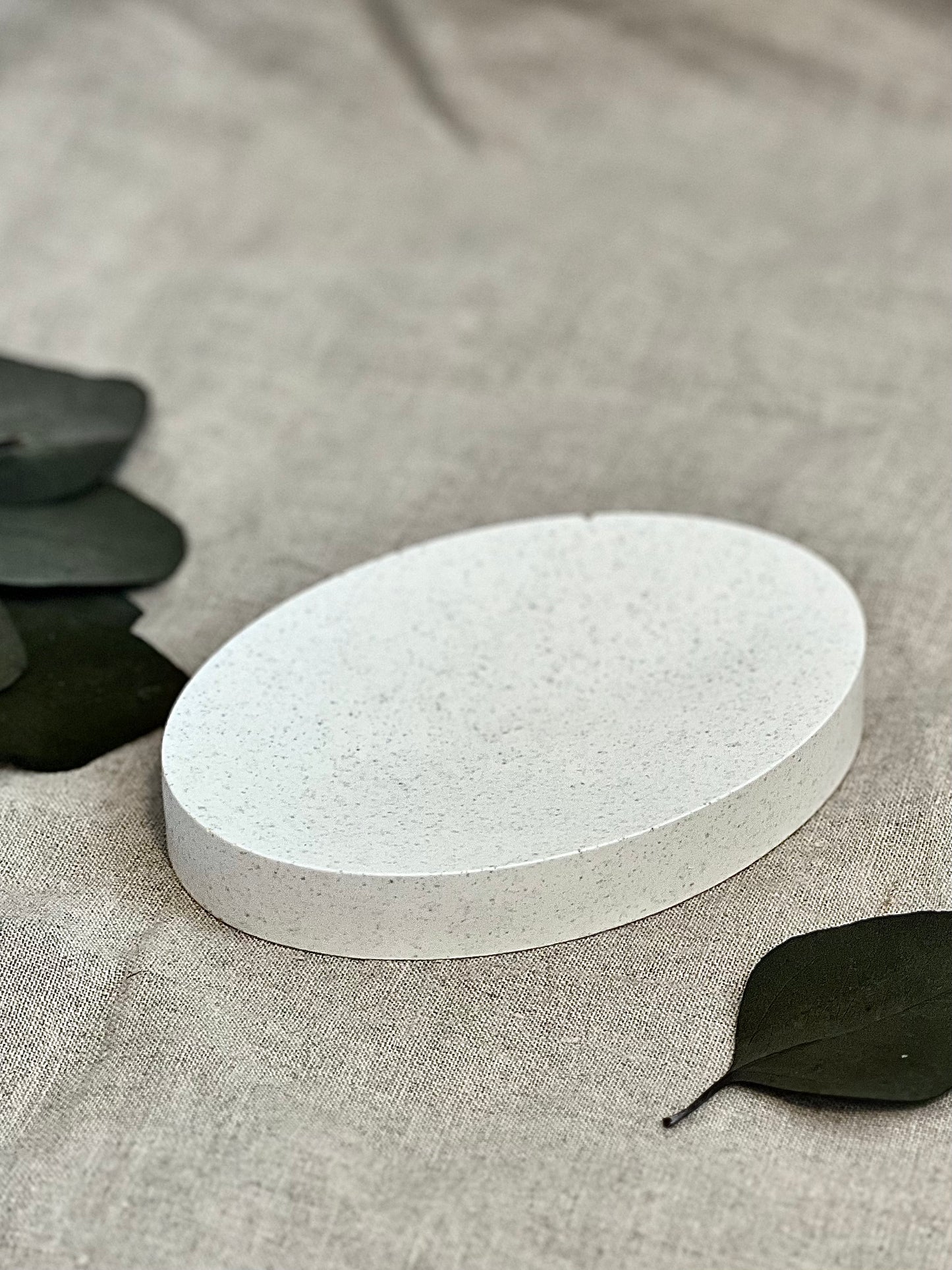 ‘The Stone Collection’ oval soap dish