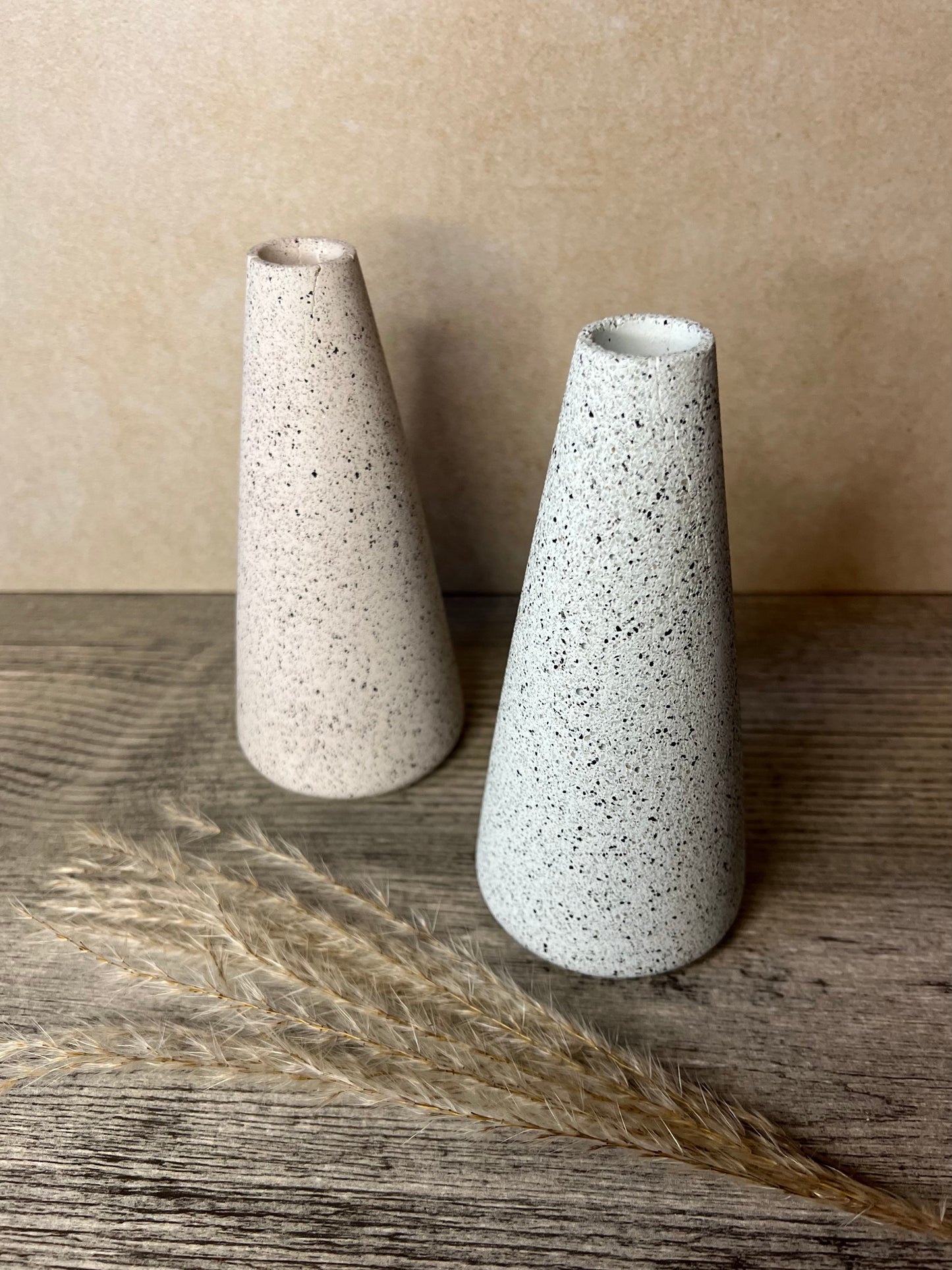 Skinny granite bud vase - EMB Pretty