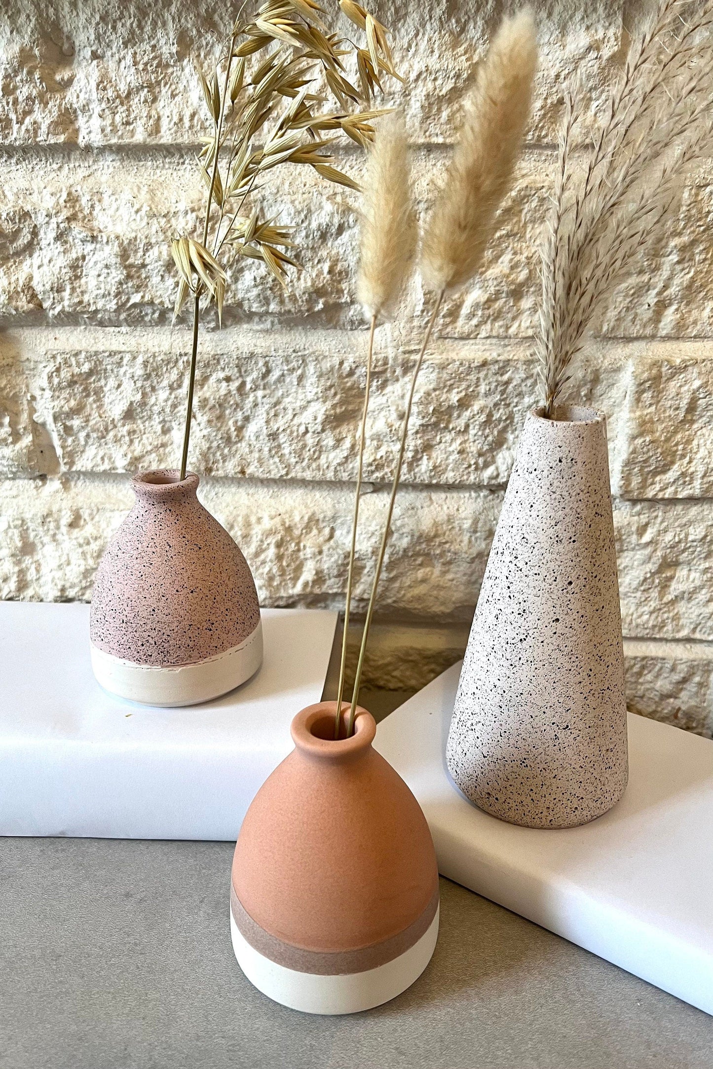 Terracotta bud vase - EMB Pretty