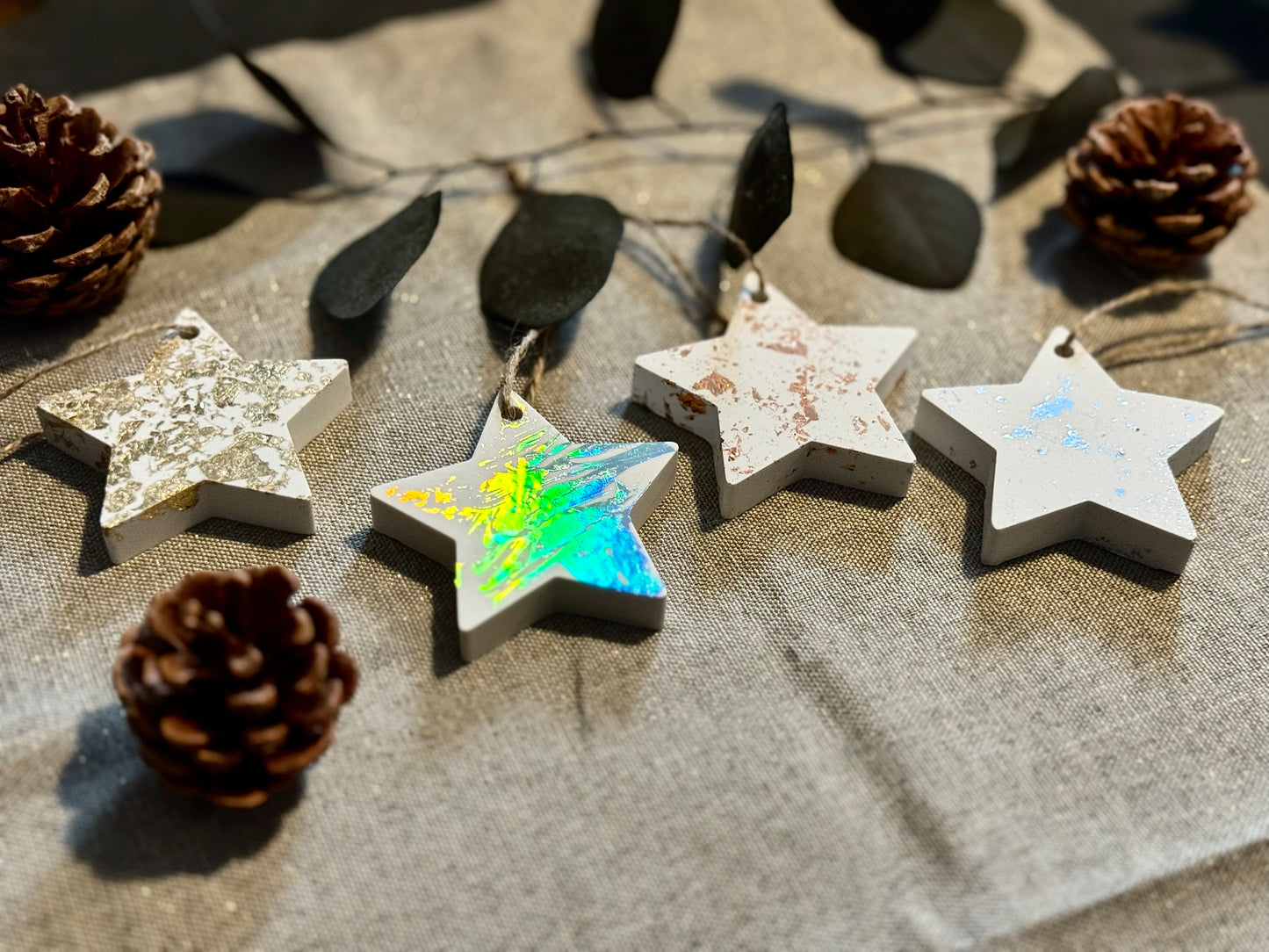 Foiled Star bauble