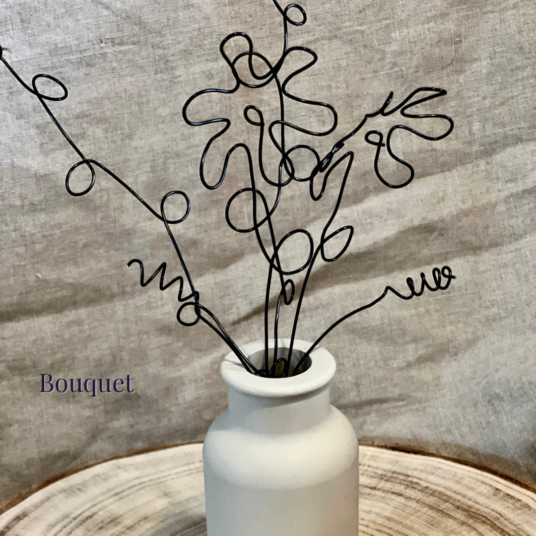 Mini vase and wire bouquet