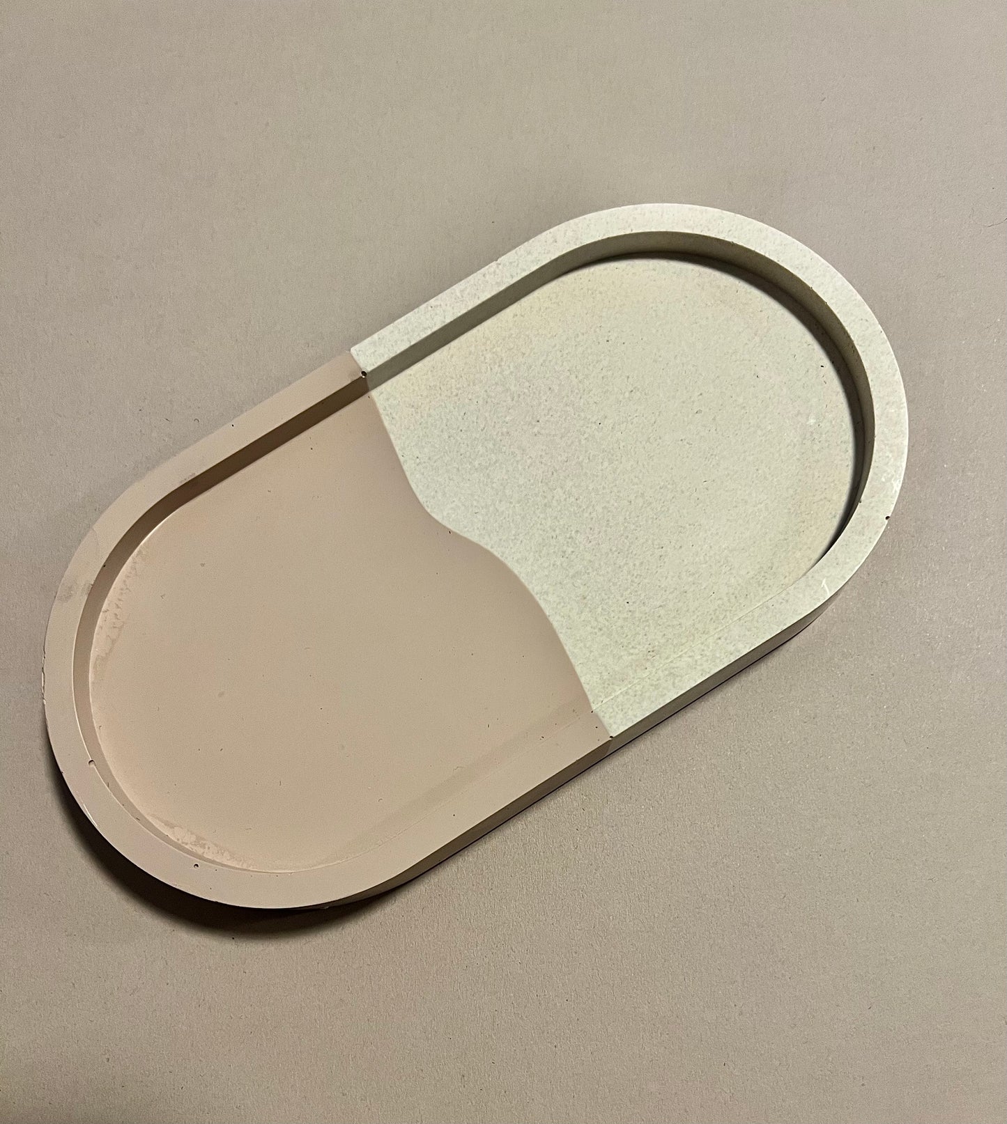 CLEARANCE Oval tray